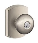 Schlage F51PLY/GRW Plymouth Keyed Entry Knobset with Greenwich Decorative Rosette